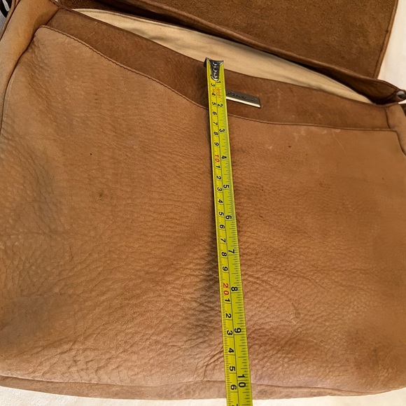 🩷 EDDIE BAUER💚 leather cross body bag 💚🩷💚 - Picture 8 of 15